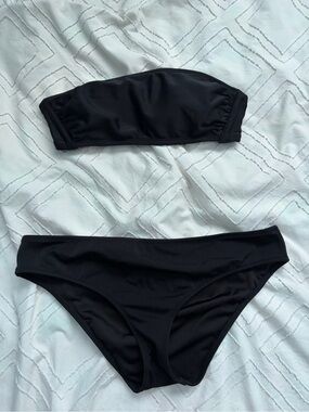 Black target bikini